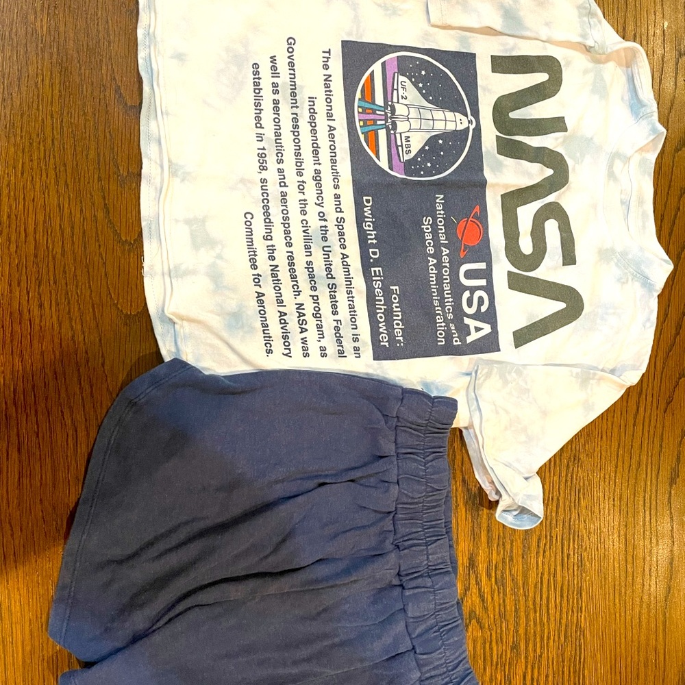 Women’s XS pajama set